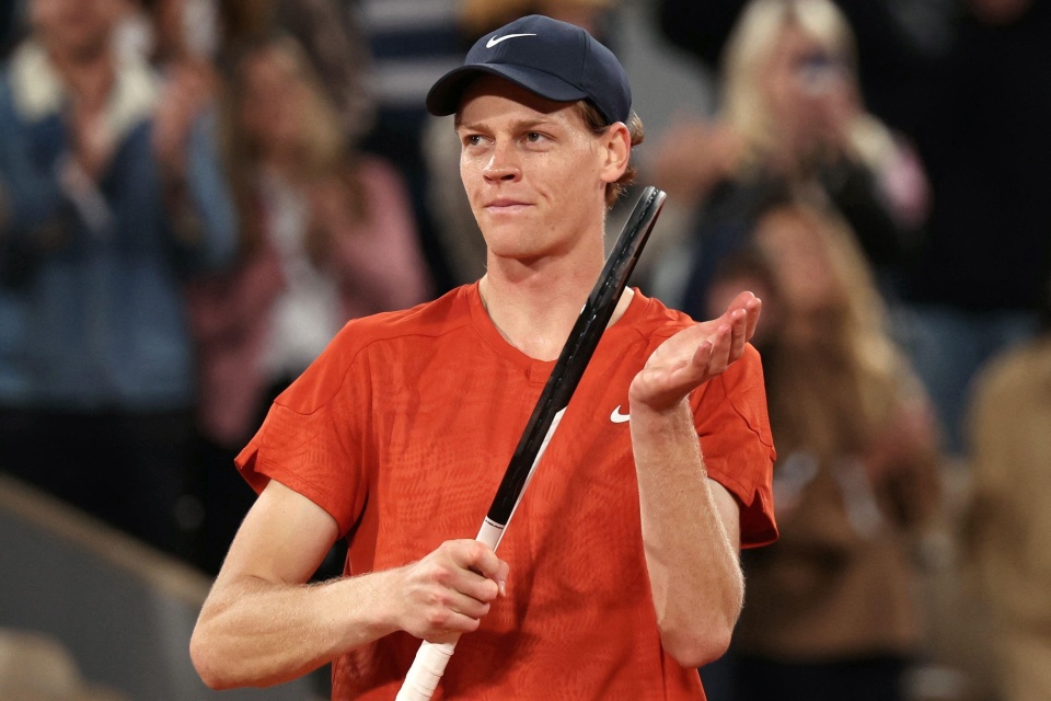 底角预置轮 底角预置轮